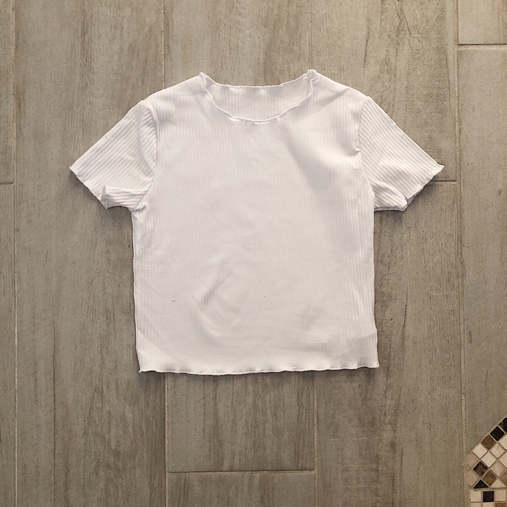 White ribbed top